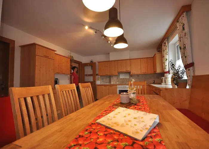 Haus Alpenglueck Appartamento