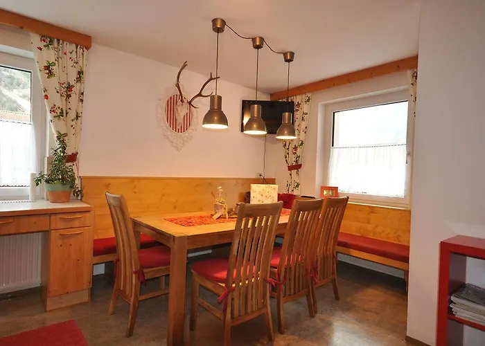 Haus Alpenglueck Appartamento Kaunertal