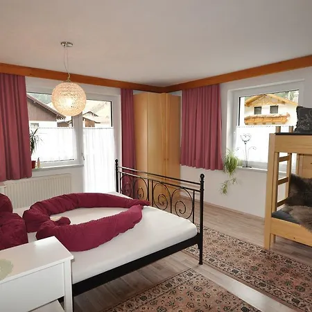 Apartment Haus Alpenglueck Kaunertal