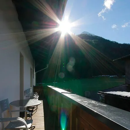 Apartment Haus Alpenglueck Kaunertal